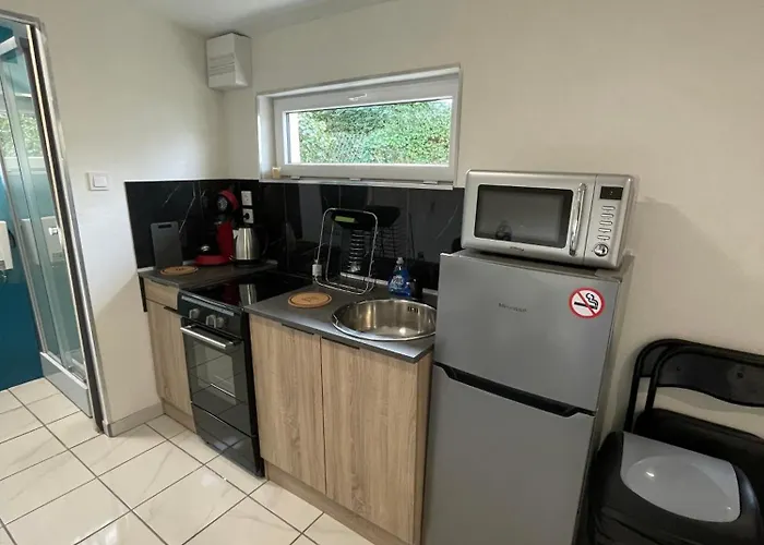 Avec Jardin Clos Hébergement de vacances Verton